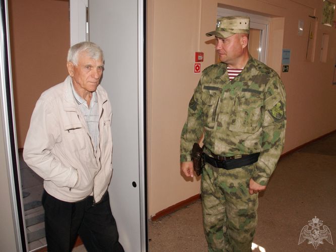 В Хакасии росгвардейцы участвуют в охране правопорядка в период проведения Единого дня голосования