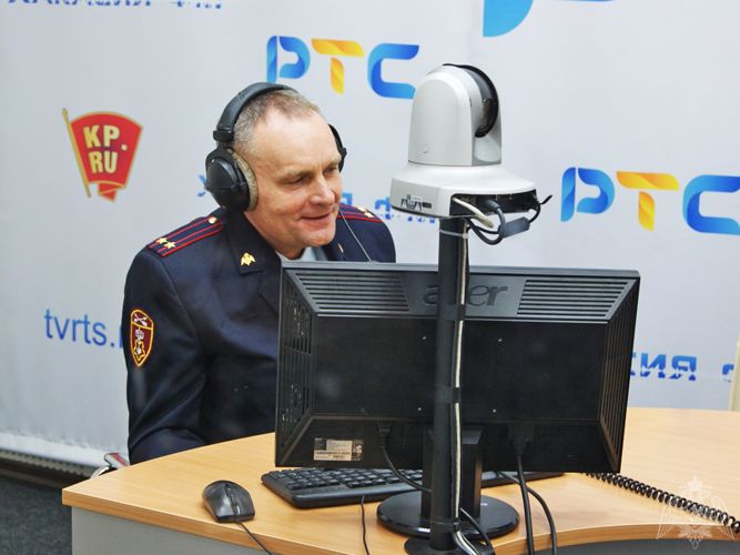 Начальник отдела вневедомственной охраны Росгвардии по Абакану дал интервью на радио «Хакасия ФМ»