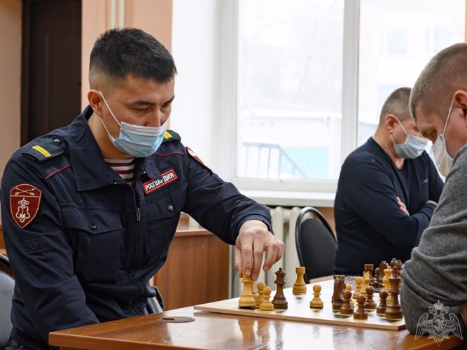 В Абакане определили сильнейшего шахматиста вневедомственной охраны Росгвардии 