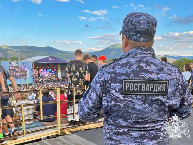В День металлурга Росгвардия обеспечила безопасность проведения праздничных мероприятий в Хакасии