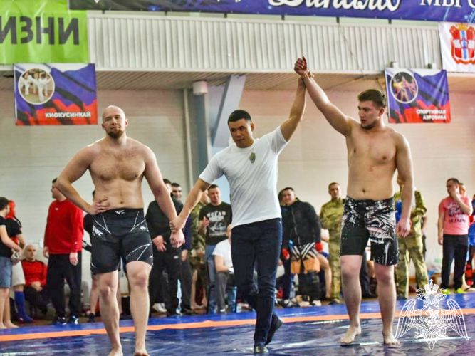 Команда Росгвардии из Хакасии выиграла чемпионат Сибирского округа по комплексному единоборству