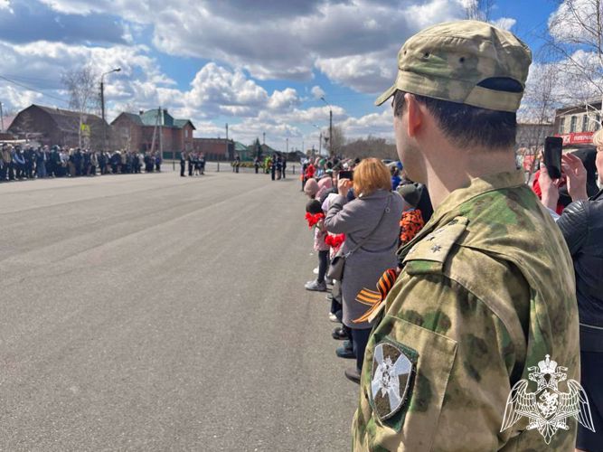 В Хакасии росгвардейцы и кадеты почтили память погибших в Великой Отечественной войне 