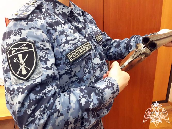 В Росгвардии напоминают жителям Хакасии о добровольной сдаче незарегистрированного оружия за вознаграждение