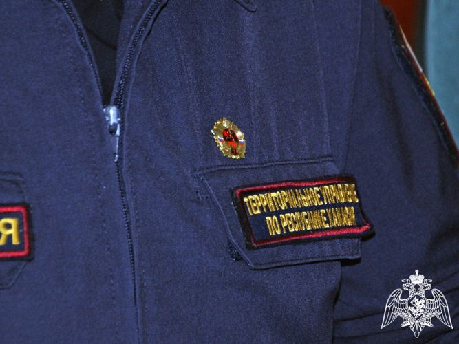 Росгвардейцам вручены очередные знаки комплекса ГТО в Абакане 