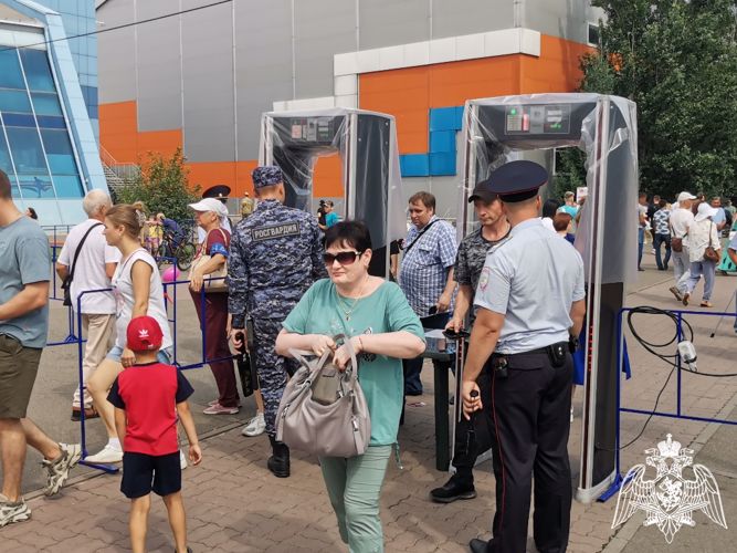 Росгвардейцы обеспечили правопорядок во время празднования Дня города Абакана