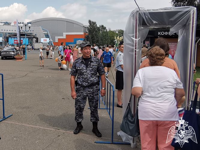 Росгвардейцы обеспечили правопорядок во время празднования Дня города Абакана
