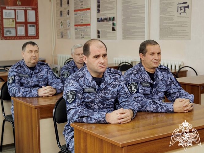 Владимир Гатальский поздравил личный состав и ветеранов службы вневедомственной охраны с профессиональным праздником