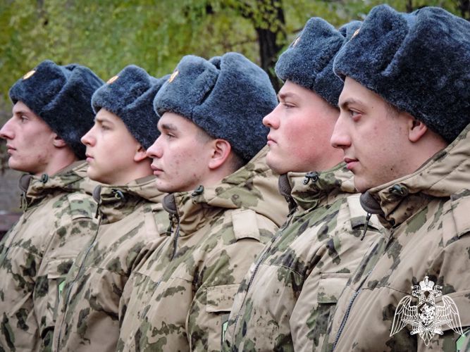 Команда новобранцев из Хакасии отправилась в войска национальной гвардии России 