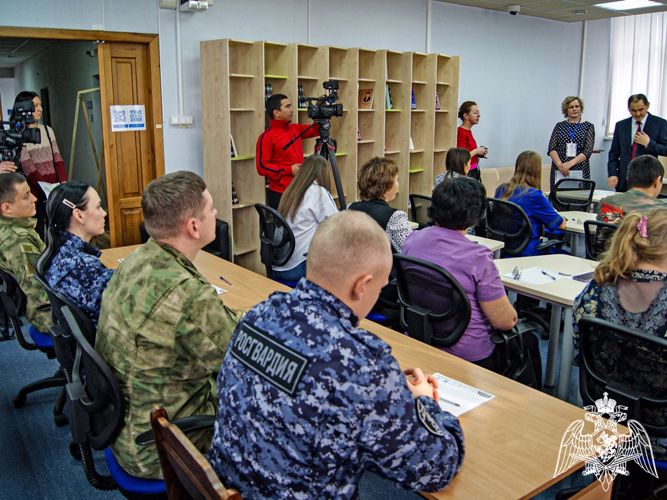 Задания «Большого этнографического диктанта» выполнили росгвардейцы в Хакасии