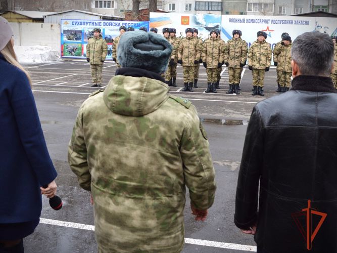 Ряды войск правопорядка пополнят новобранцы из Хакасии 