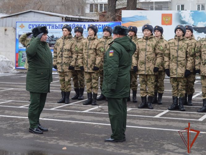 Ряды войск правопорядка пополнят новобранцы из Хакасии 