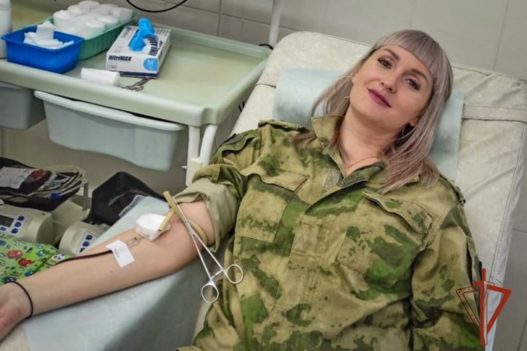 Росгвардейцы пополнили банк донорской крови в Хакасии 