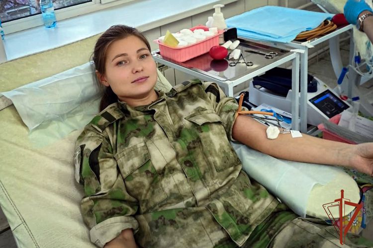 Росгвардейцы пополнили банк донорской крови в Хакасии 