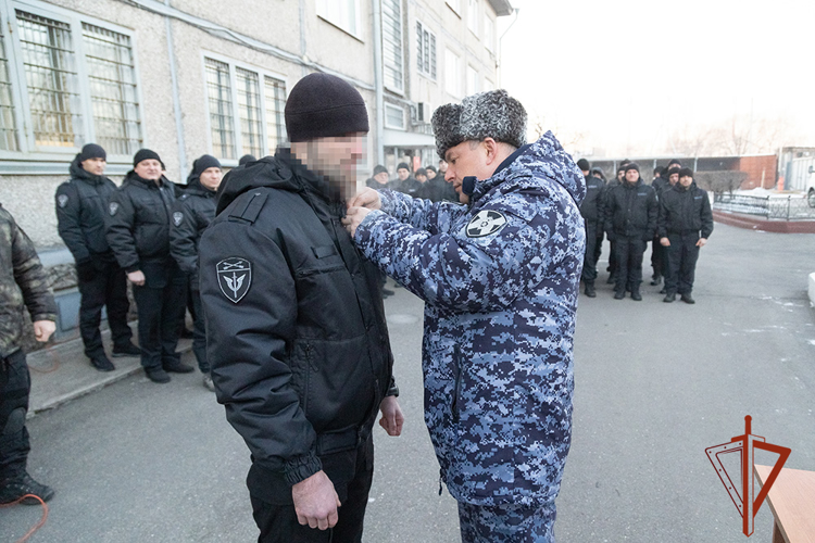 Орден Мужества вручили росгвардейцу из Хакасии