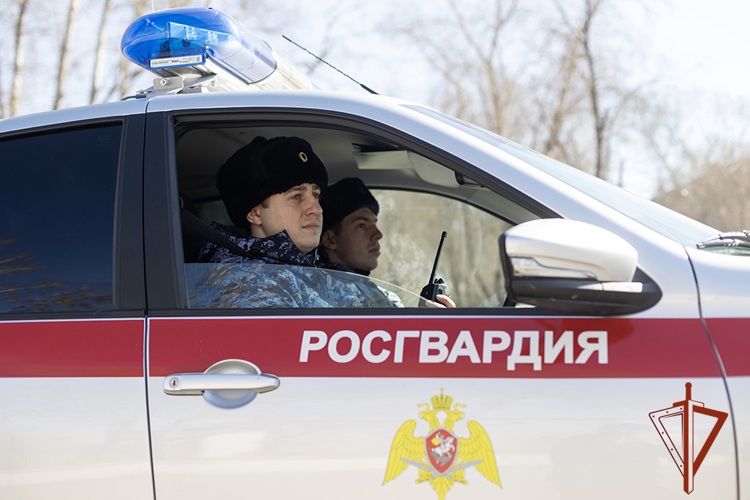 В Черногорске росгвардейцы задержали подозреваемого в краже сыра