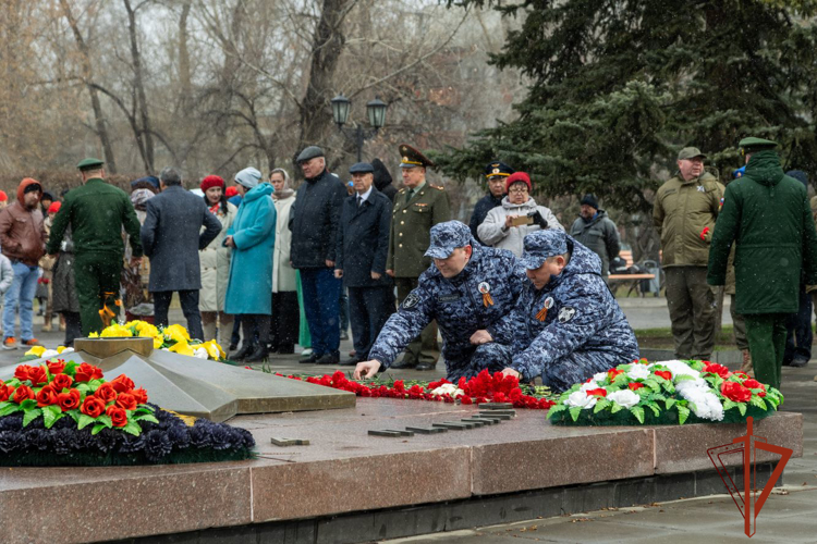 При участии росгвардейцев в канун Дня Победы в Хакасии стартовал автопробег