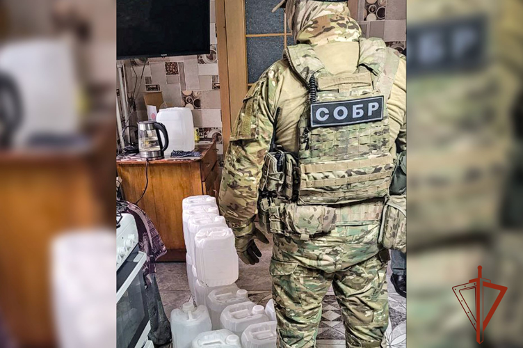 СОБР "Сапсан" Росгвардии оказал содействие в пресечении незаконного оборота алкогольной продукции в Абакане