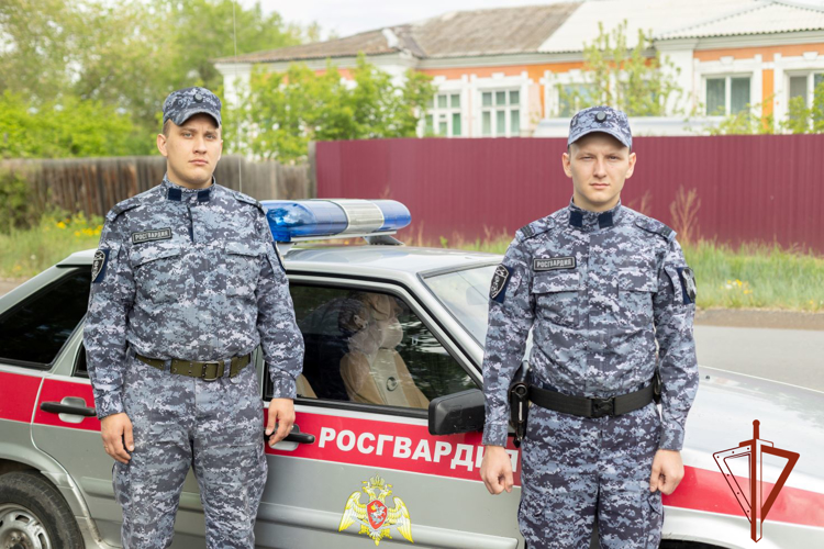 Росгвардейцы разыскали потерявшихся подростков в Хакасии