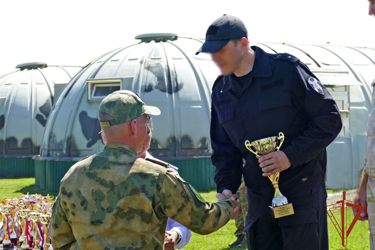 Росгвардеец из Хакасии завоевал «серебро» на Чемпионате ведомства по стрельбе из боевого ручного стрелкового оружия