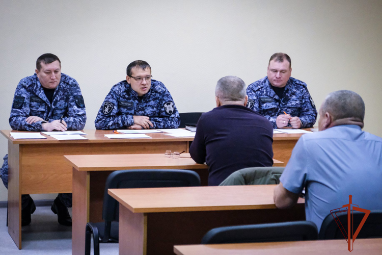 В Росгвардии по Хакасии прошли занятия с представителями ТЭК и подразделений охраны
