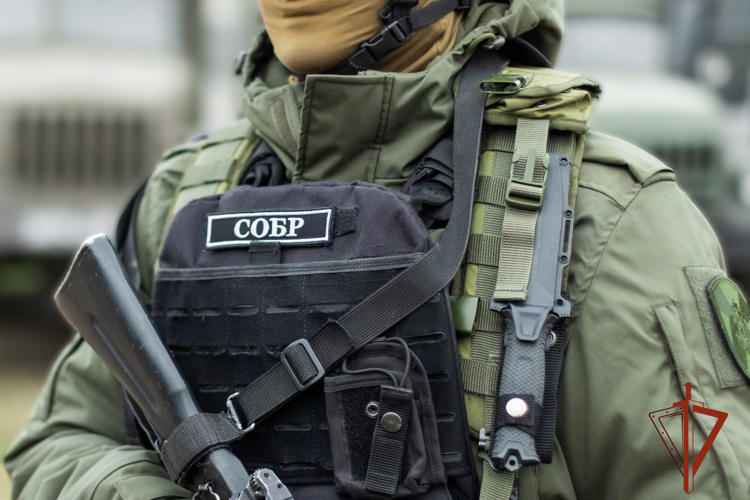 В Хакасии спецназ Росгвардии задержал  подозреваемых в хищении более 40 тонн топлива у одного из предприятий 