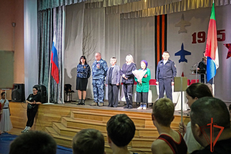 Турнир по греко-римской борьбе памяти сотрудника ОМОН Николая Доможакова прошел в Хакасии