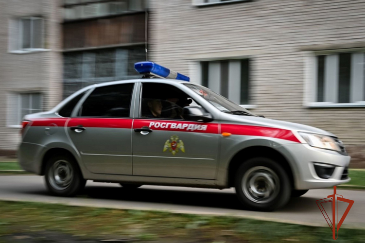 Патруль вневедомственной охраны Росгвардии помог экстренно доставить трехлетнего ребенка в медучреждение Черногорска