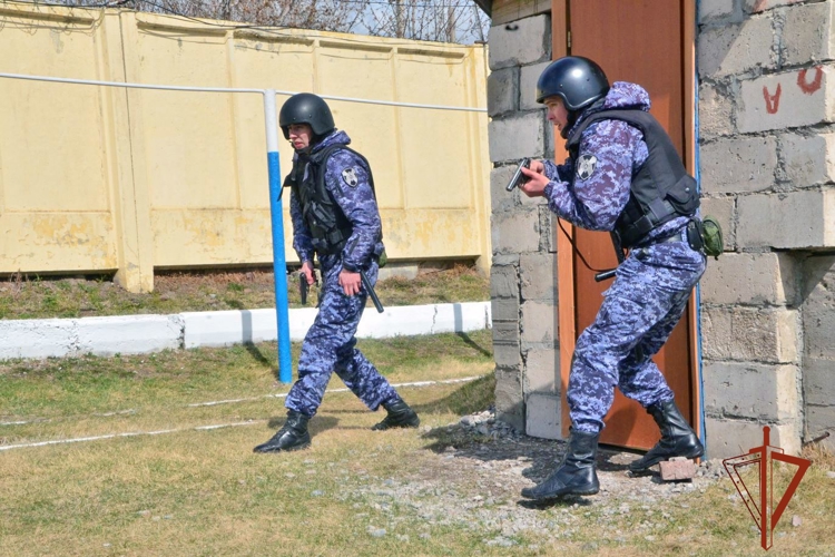 Сотрудники вневедомственной охраны Росгвардии по Хакасии вошли в число лучших в Сибирском округе