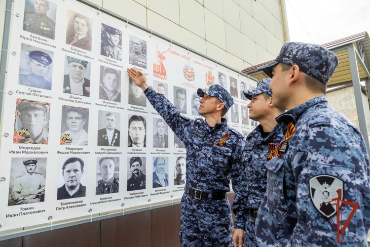 Росгвардия присоединилась к патриотической акции «Подвиги отцов – крылья сыновей» в Хакасии