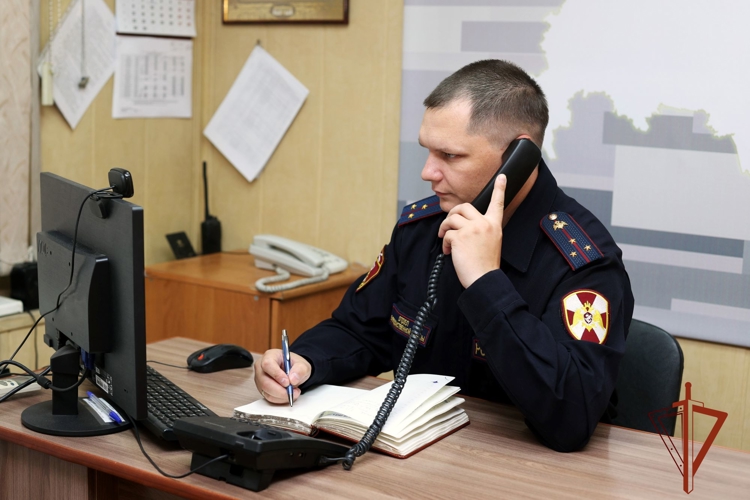 Для жителей Хакасии проходят консультации по вопросам поступления на службу в подразделения вневедомственной охраны Росгвардии