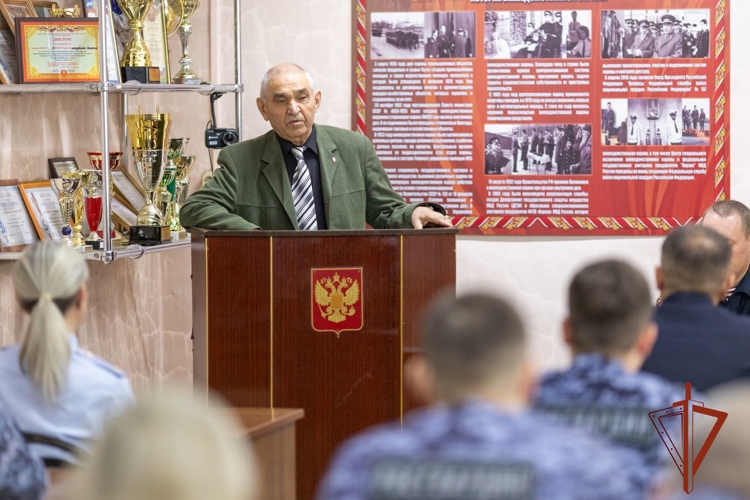 В Хакасии отметили 73 годовщину образования службы вневедомственной охраны Росгвардии