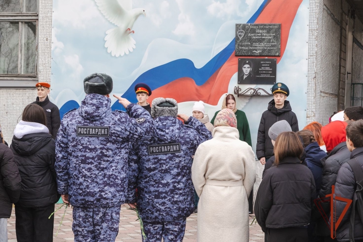 В Росгвардии по Хакасии почтили память погибших 30 лет назад бойцов ОМОН