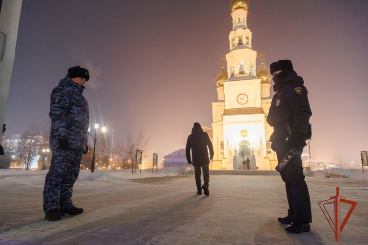Росгвардейцы обеспечили в Хакасии правопорядок и общественную безопасность в крещенскую ночь 