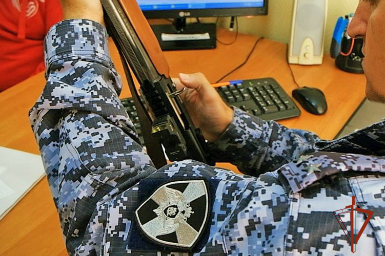 В Росгвардии напоминают жителям Хакасии о порядке добровольной сдачи незарегистрированного оружия 