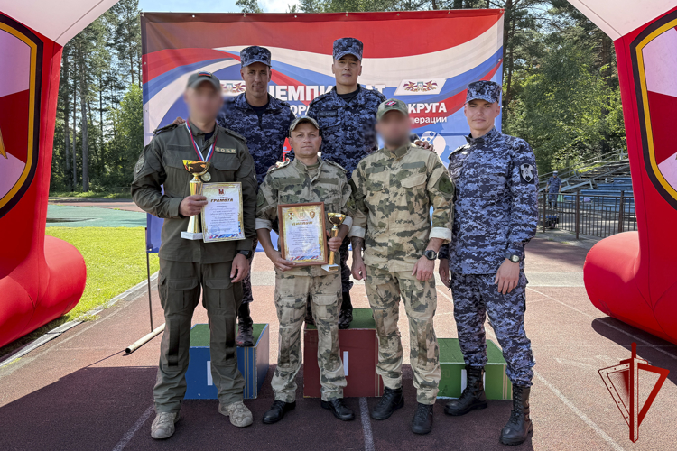 Команда из Хакасии стала призером чемпионата Сибирского округа Росгвардии по военно-прикладному спорту