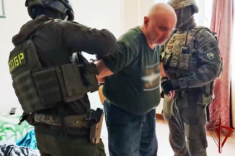 При содействии СОБР Росгвардии в Хакасии задержаны подозреваемые в двойном убийстве, совершенном в 1993 году