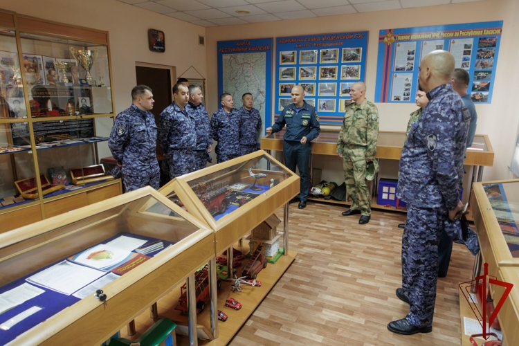 Учебно-методический сбор с начальниками инспекций пожарной безопасности территориальных управлений Сибирского округа Росгвардии завершился в Хакасии