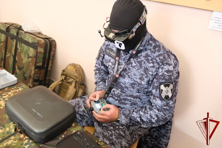 Сотрудники Росгвардии приняли участие в форуме трёх поколений «Вместе мы сила» в Хакасии